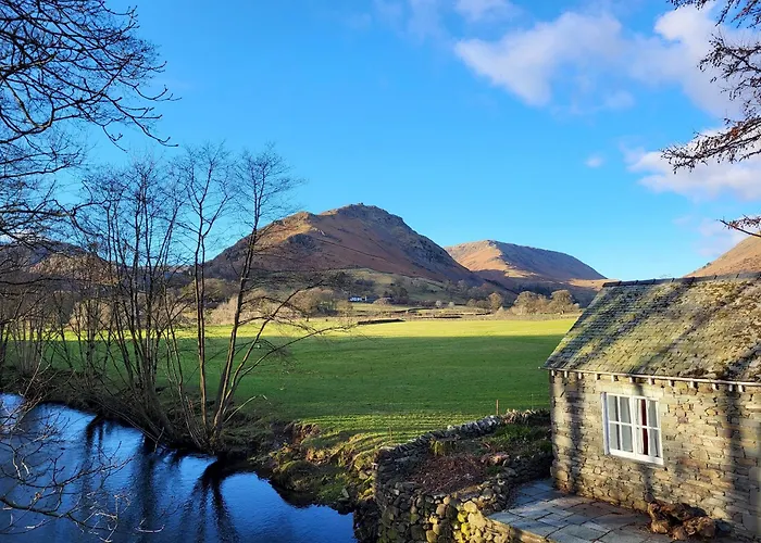 Pet Friendly hotel: Holly Cottage Grasmere